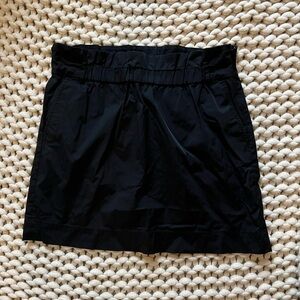 Banana Republic Stretch size 14 black skirt